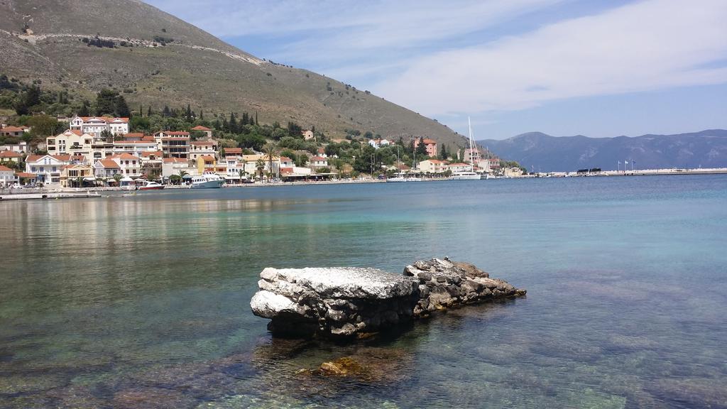 Olive Bay Hotel Agia Efimia Luaran gambar