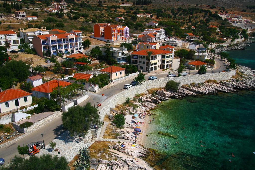 Olive Bay Hotel Agia Efimia Luaran gambar