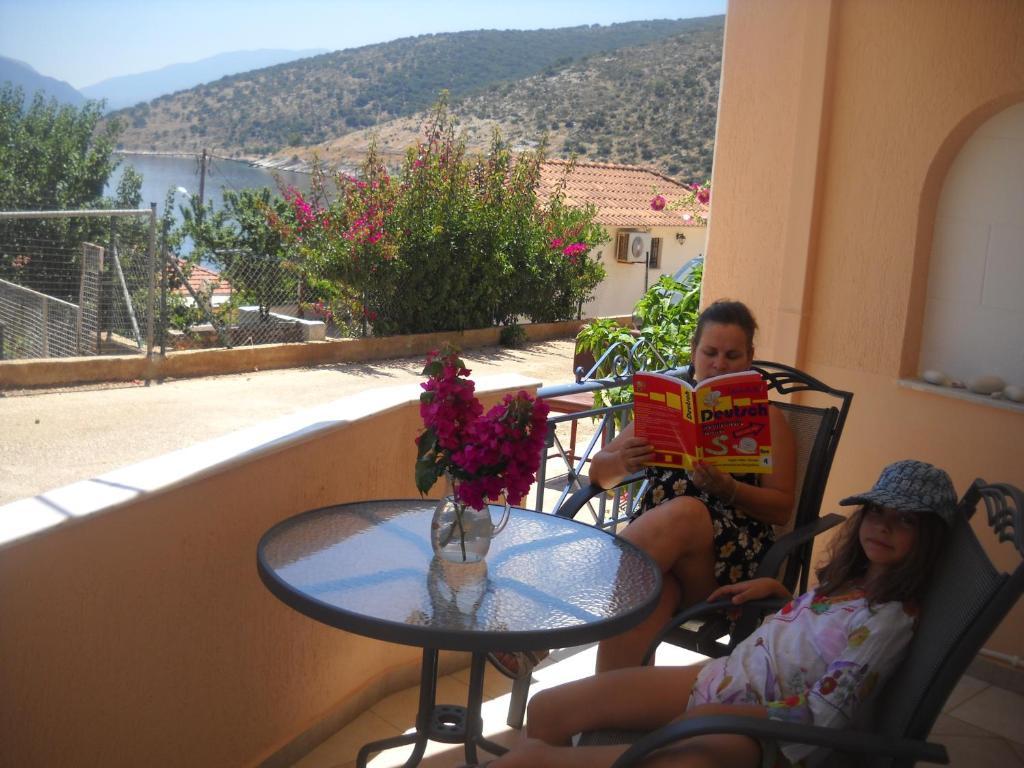 Olive Bay Hotel Agia Efimia Bilik gambar