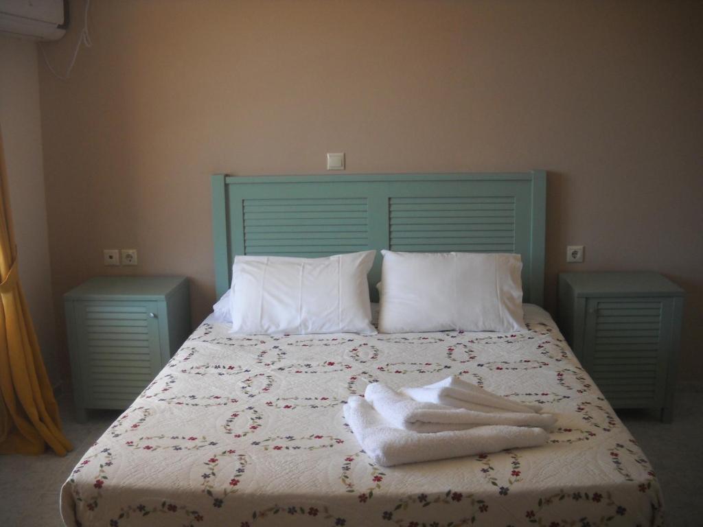Olive Bay Hotel Agia Efimia Bilik gambar